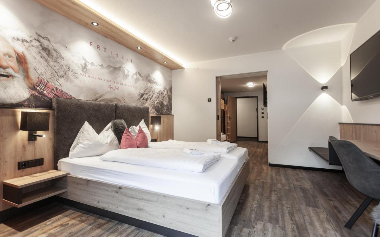 First Mountain Hotel Oetztal Langenfeld Ngoại thất bức ảnh
